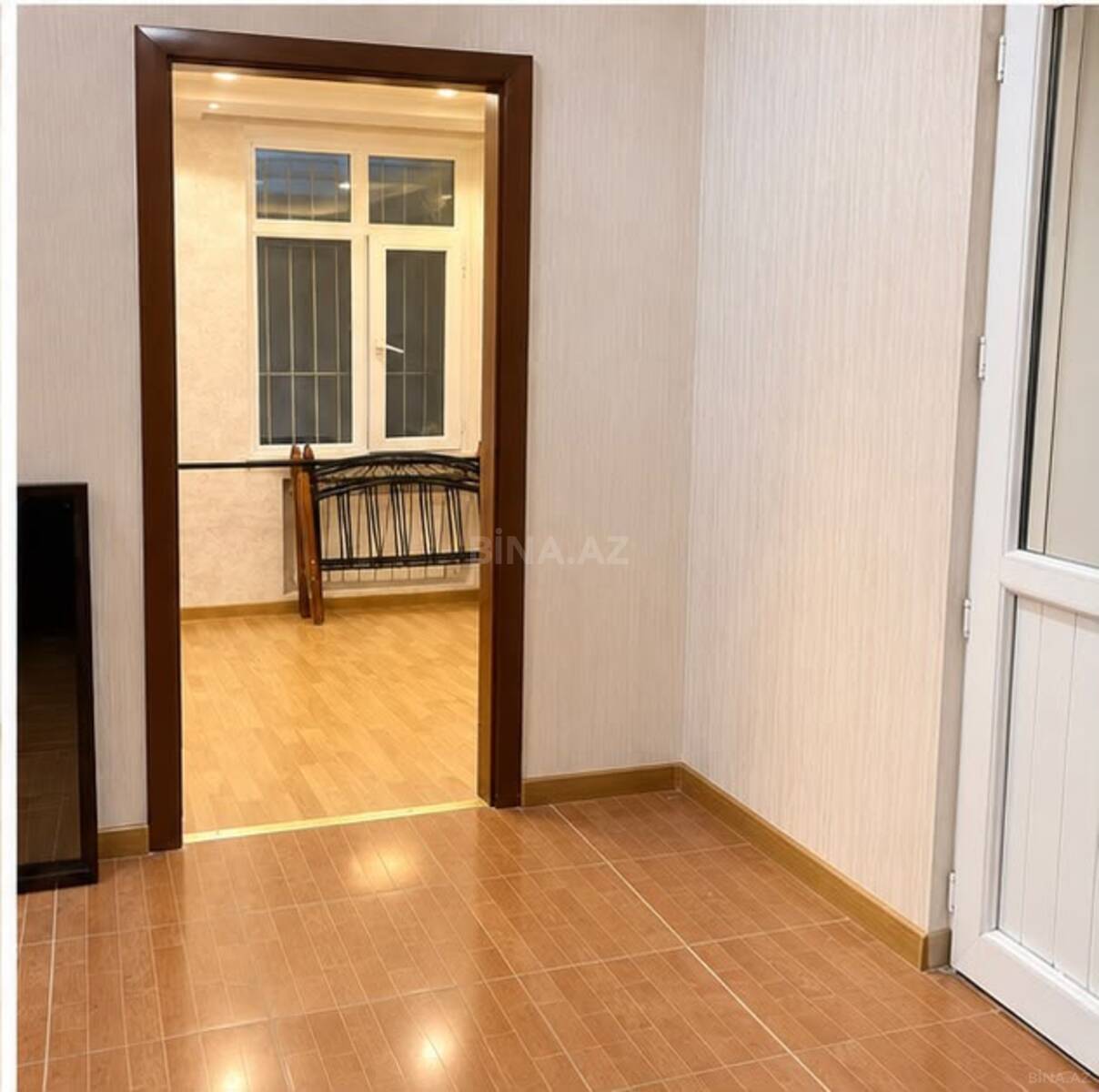 2 otaqlı Yeni tikili, Xalqlar Dostluğu m., Bakı