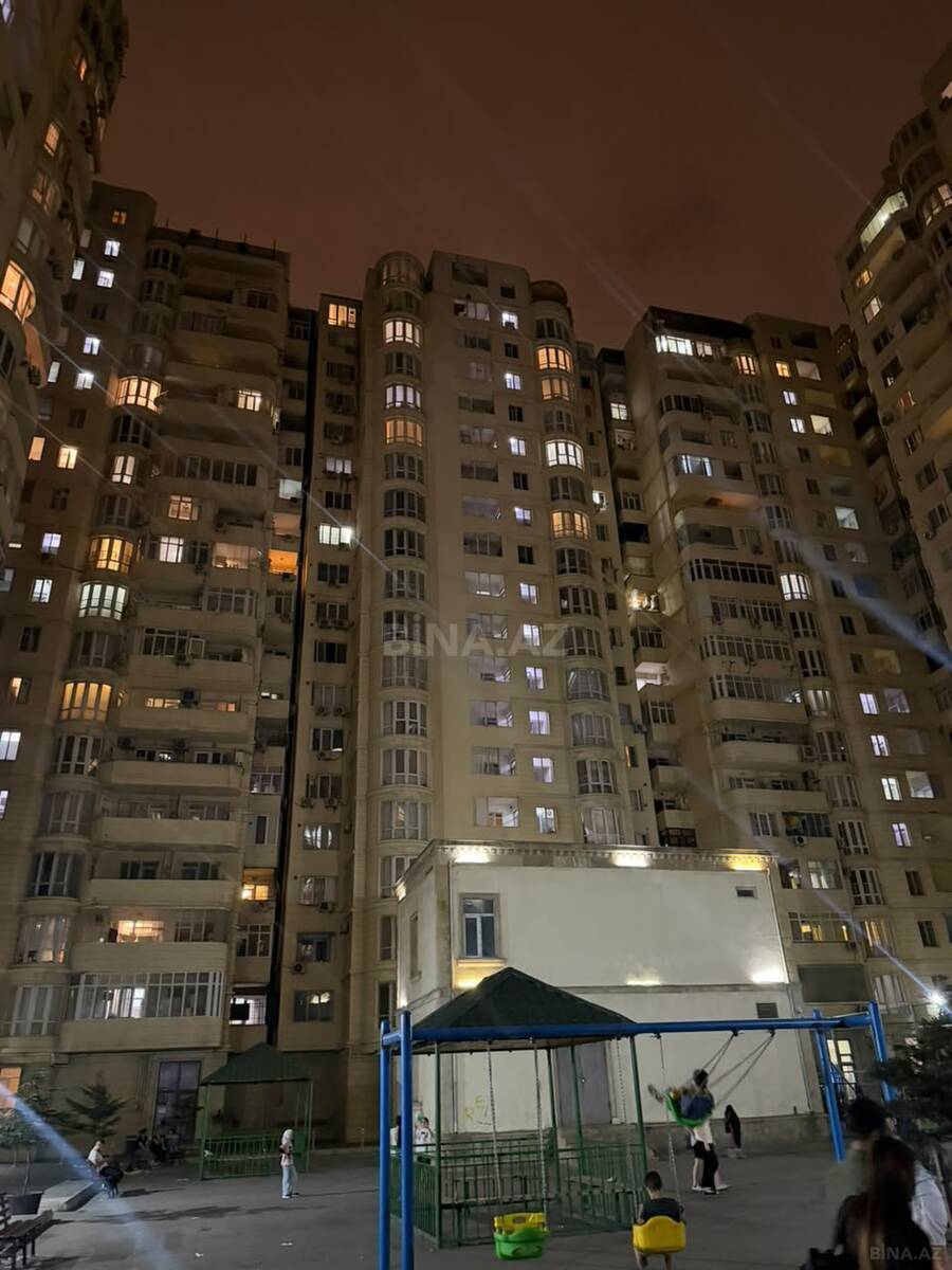 2 otaqlı Yeni tikili, 8 Noyabr m., Bakı