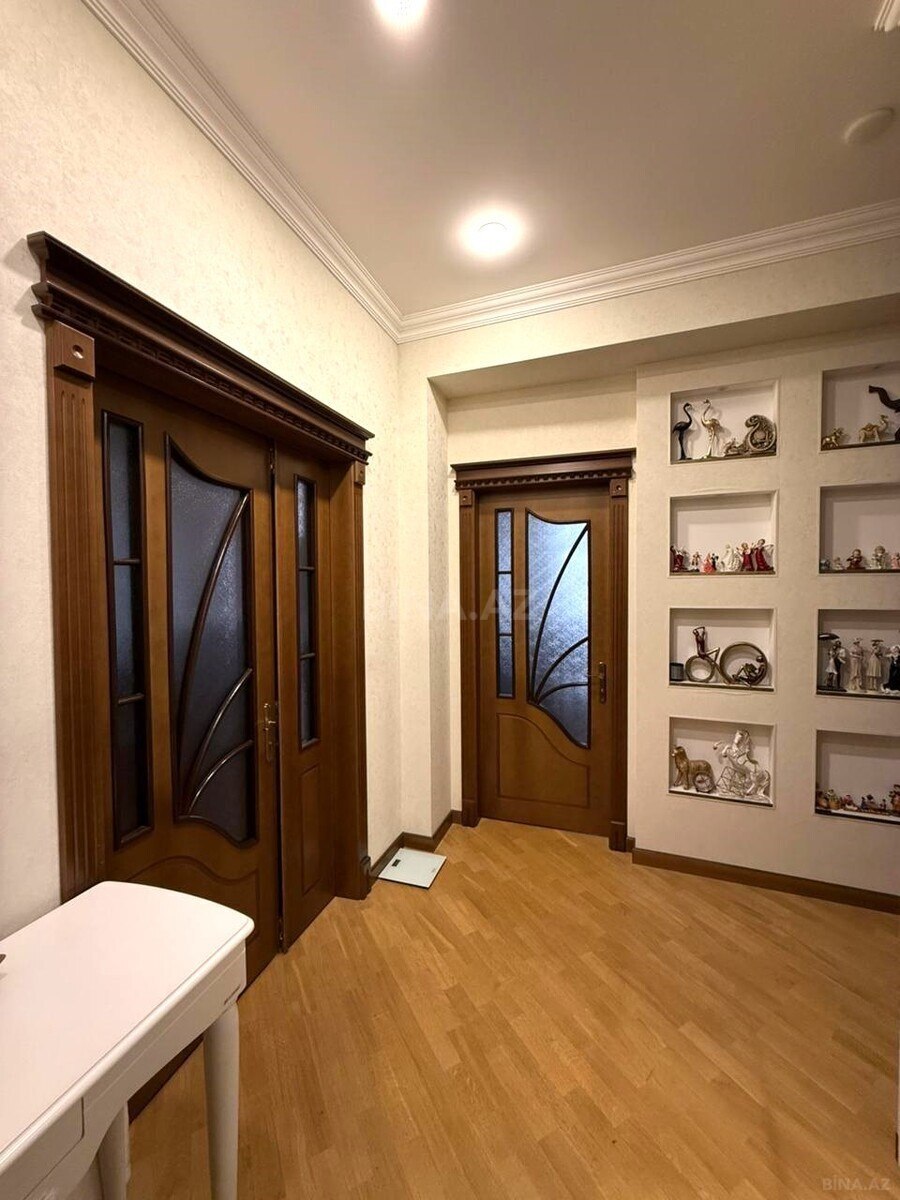 3 otaqlı Yeni tikili, Nizami m., Bakı