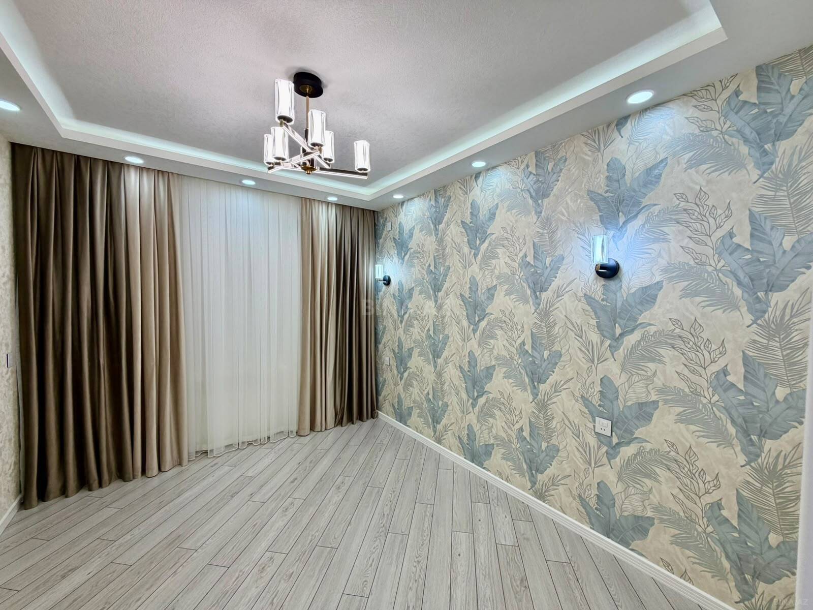 3 otaqlı Köhnə tikili, Əhmədli m., Bakı