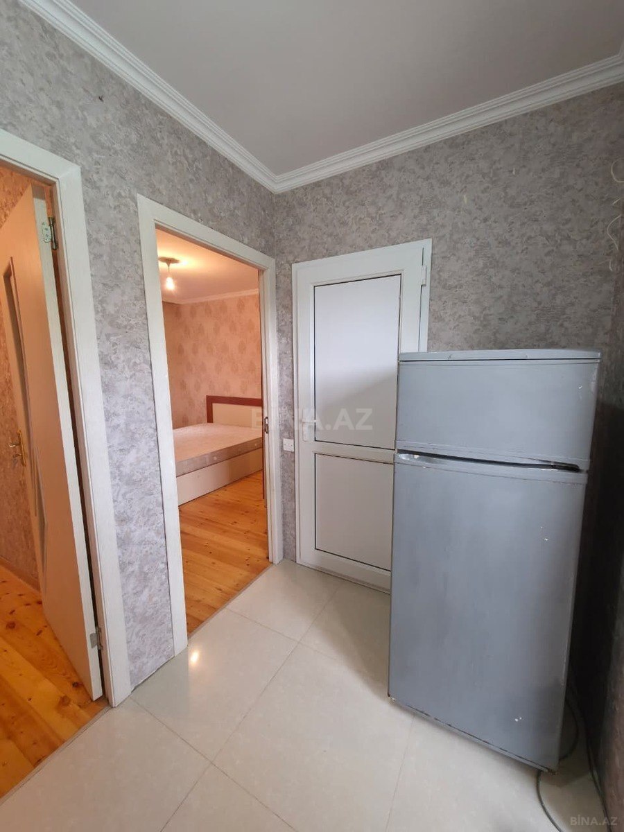 2 otaqlı Köhnə tikili, Bakıxanov q., Bakı