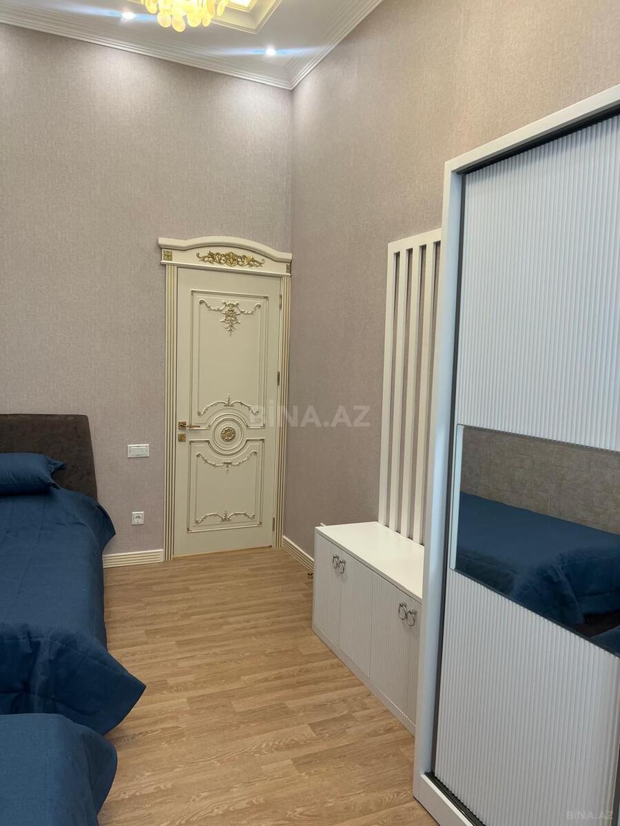 3 otaqlı Köhnə tikili, Sahil m., Bakı