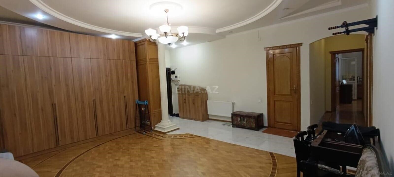 4 otaqlı Yeni tikili, Nizami m., Bakı