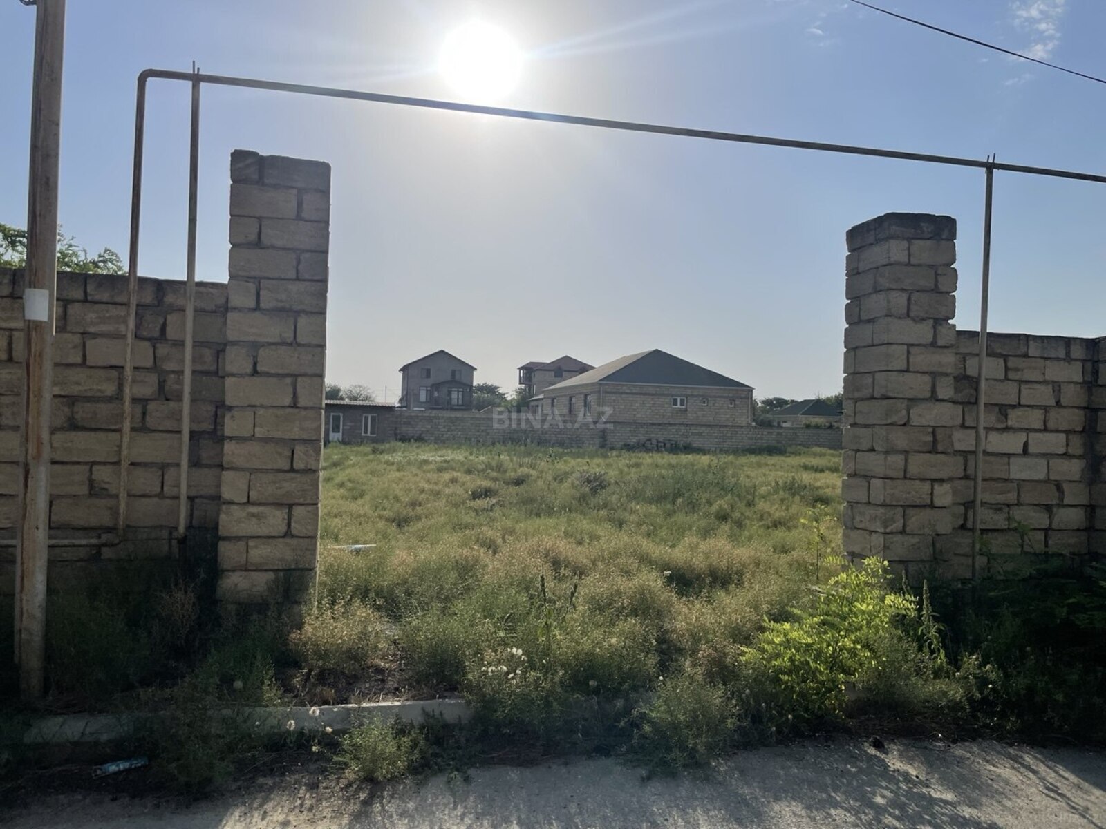Torpaq Pirşağı q., Bakı