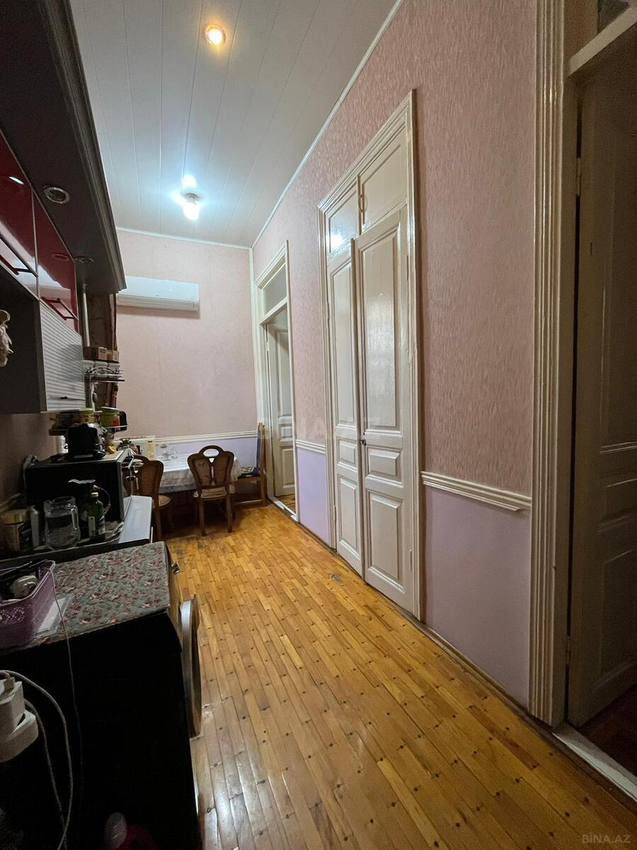3 otaqlı Köhnə tikili, Sahil m., Bakı