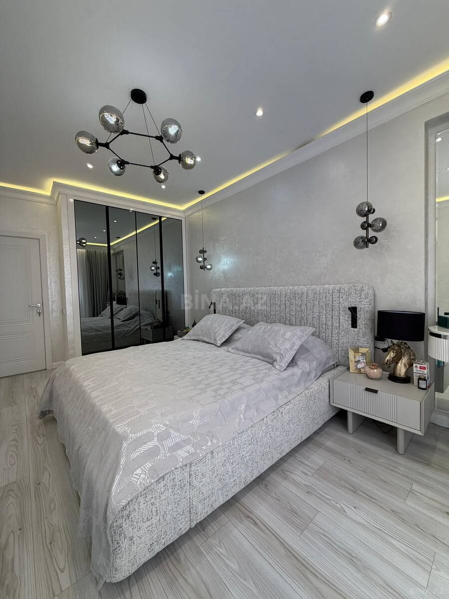 3 otaqlı Yeni tikili, İnşaatçılar m., Bakı