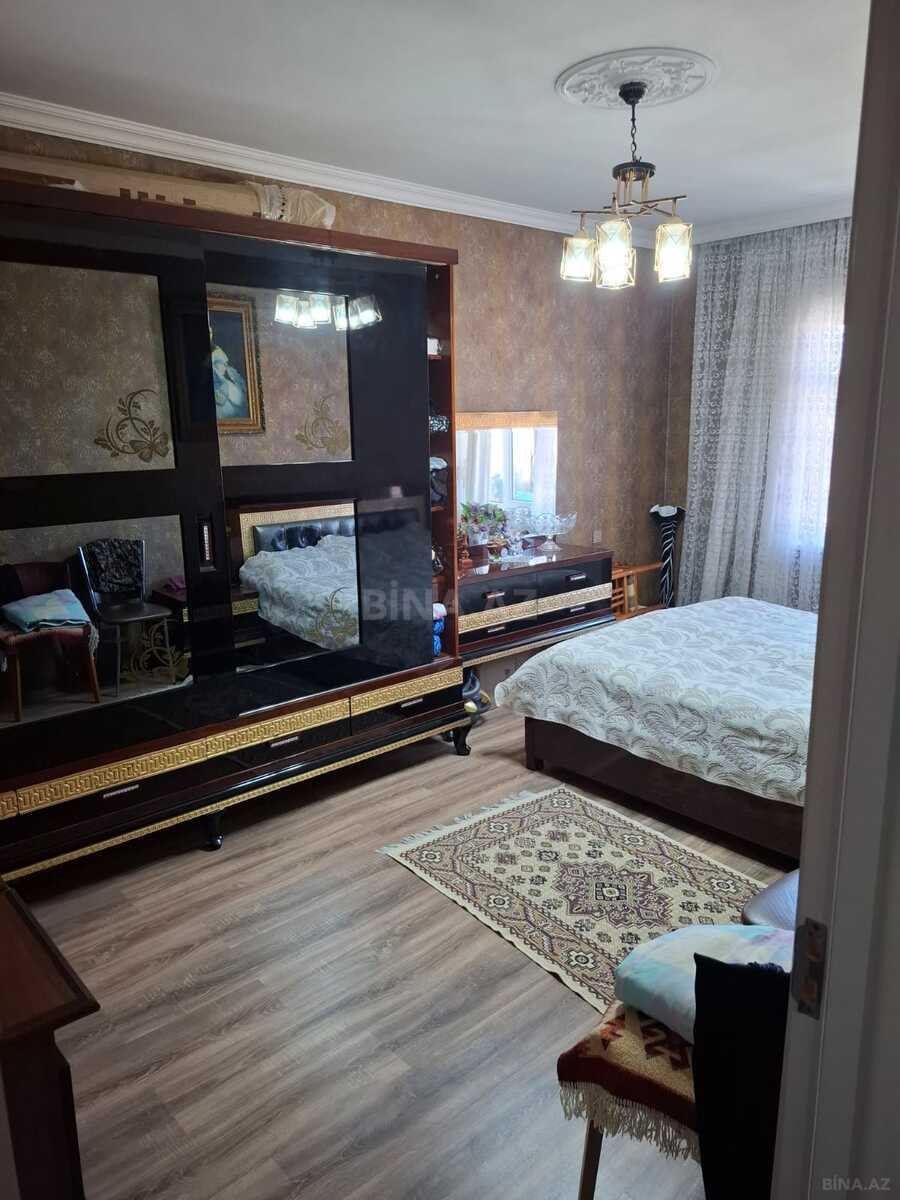 4 otaqlı Köhnə tikili, Yeni Günəşli q., Bakı