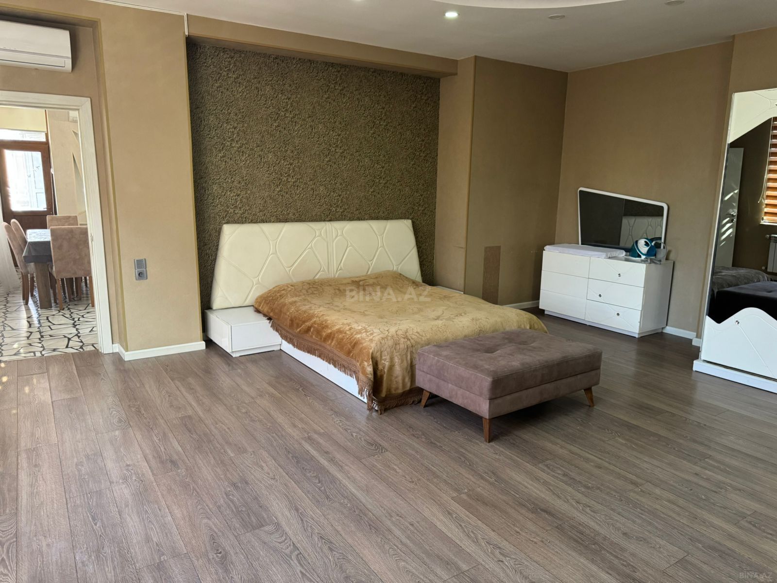 3 otaqlı Yeni tikili, Şah İsmayıl Xətai m., Bakı