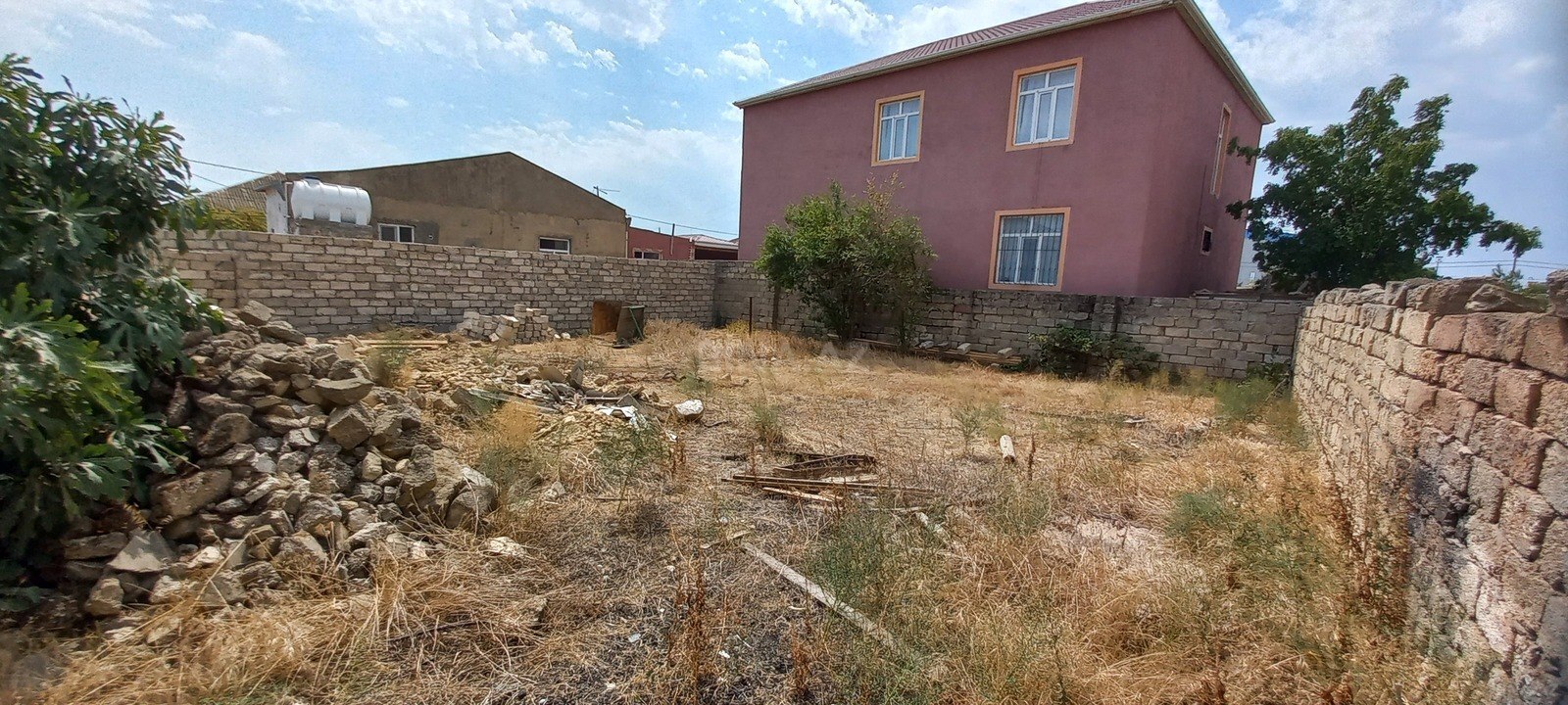 Torpaq Binə q., Bakı