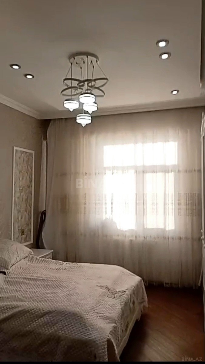 3 otaqlı Yeni tikili, İnşaatçılar m., Bakı
