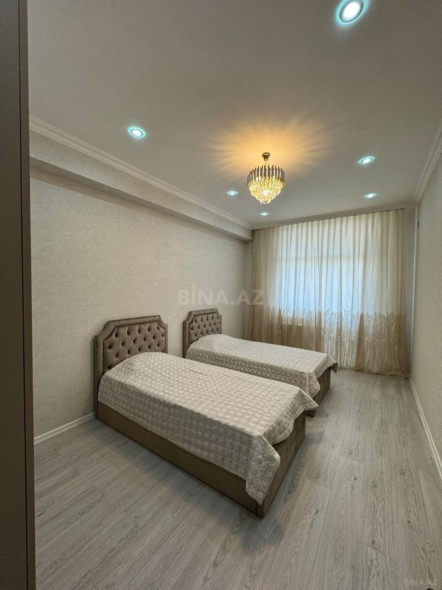 3 otaqlı Yeni tikili, Şah İsmayıl Xətai m., Bakı
