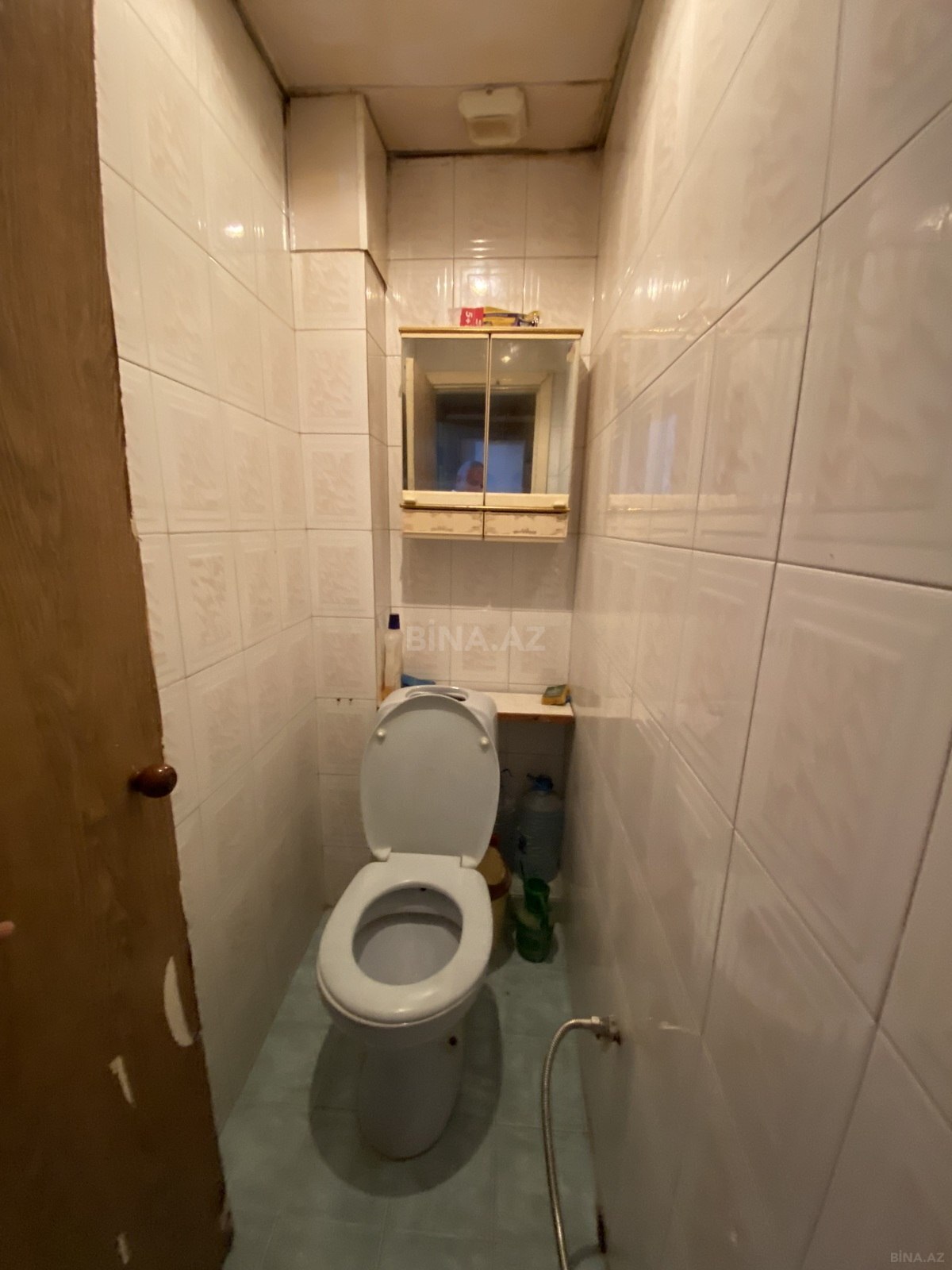 2 otaqlı Köhnə tikili, Elmlər Akademiyası m., Bakı