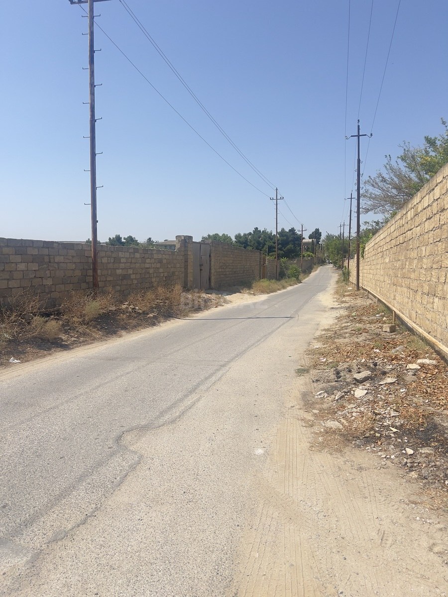 Torpaq Görədil q., Bakı