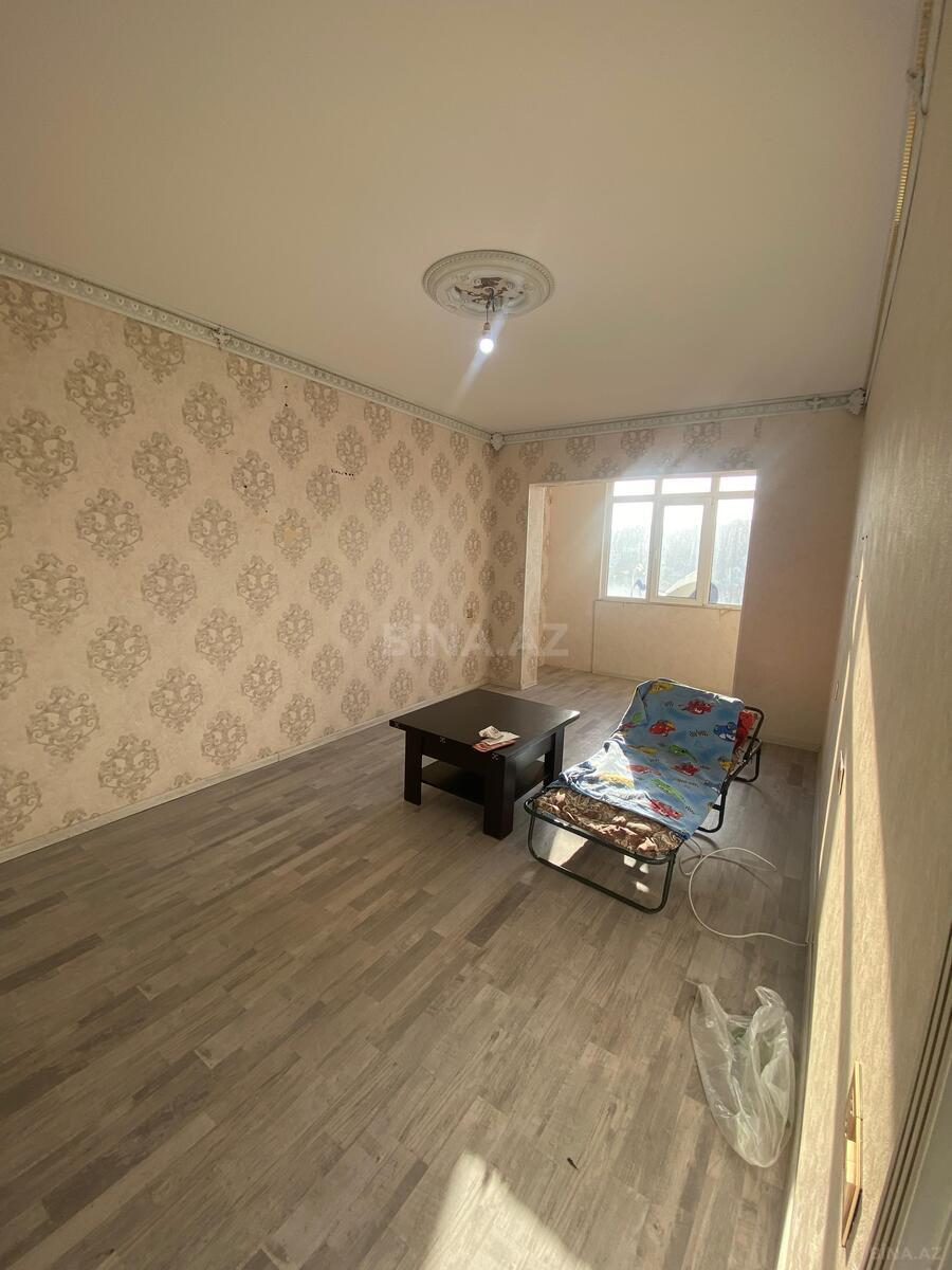 2 otaqlı Köhnə tikili, Qaraçuxur q., Bakı