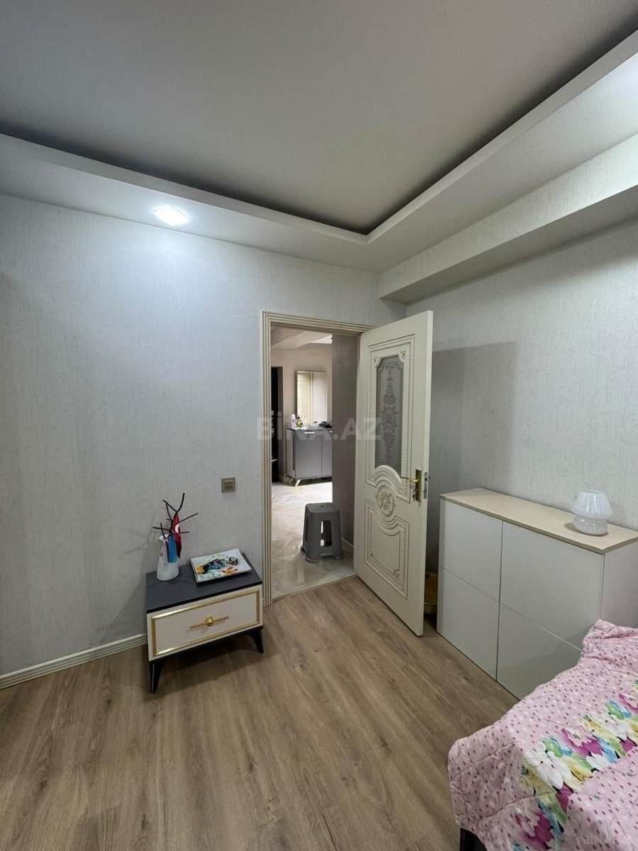 3 otaqlı Yeni tikili, Neftçilər m., Bakı