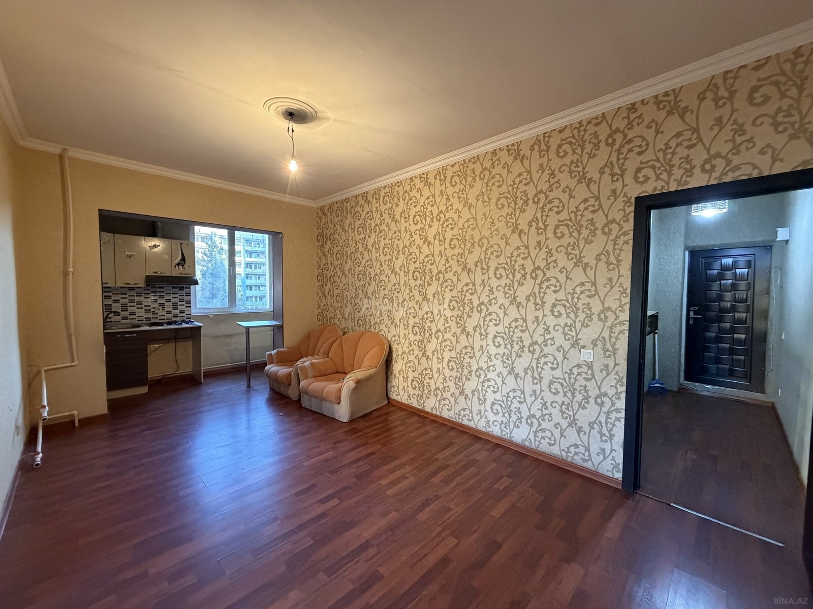 2 otaqlı Köhnə tikili, Neftçilər m., Bakı