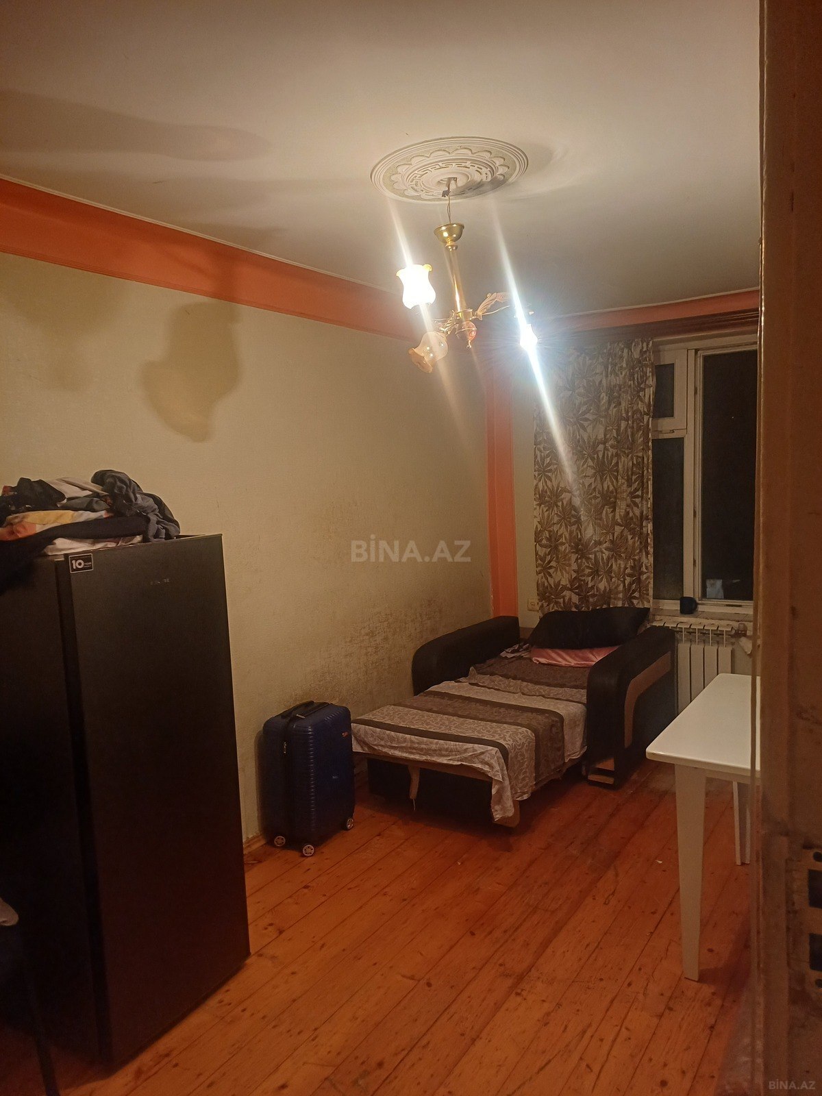 2 otaqlı Köhnə tikili, Qara Qarayev m., Bakı