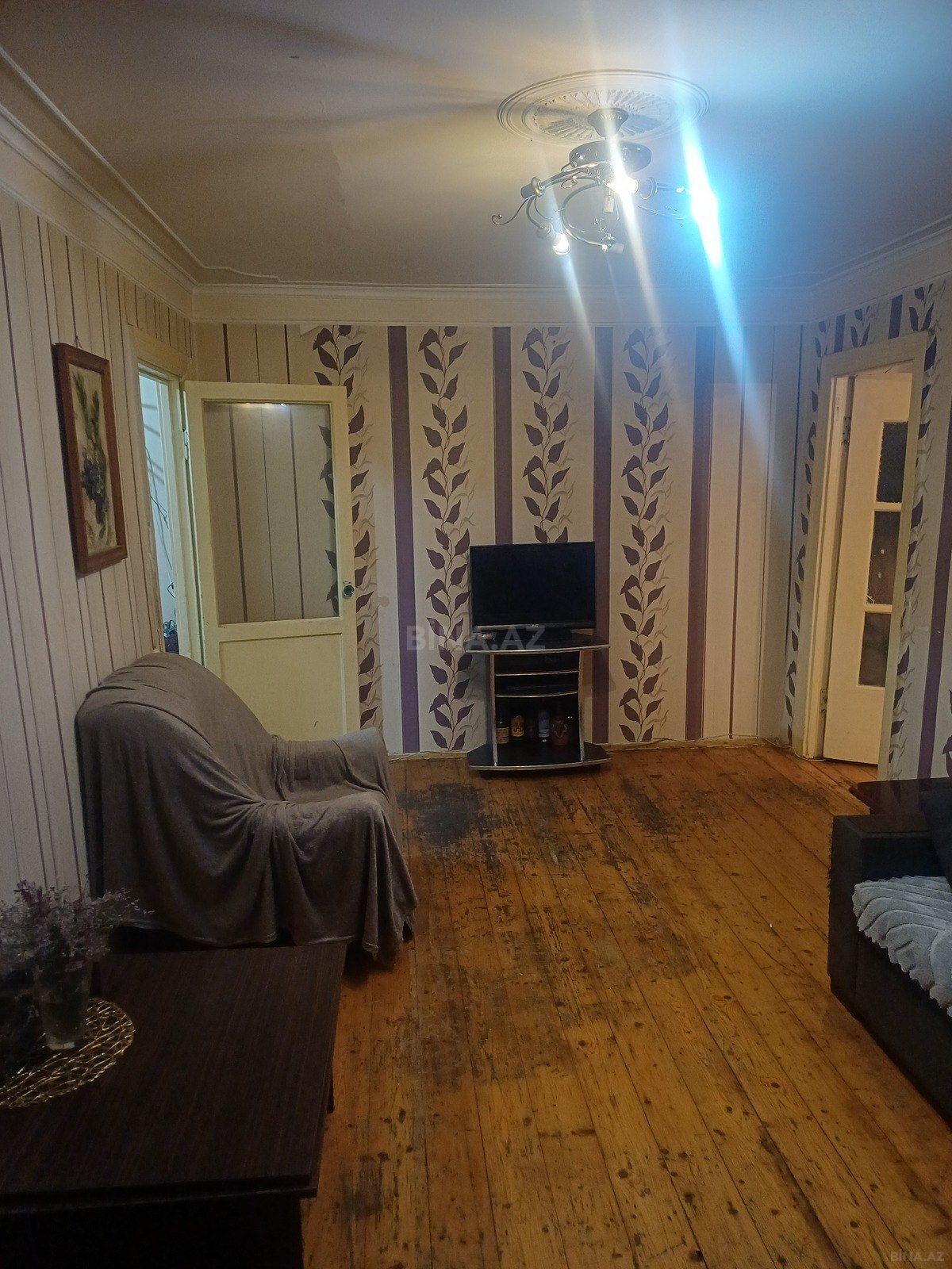 2 otaqlı Köhnə tikili, Qara Qarayev m., Bakı