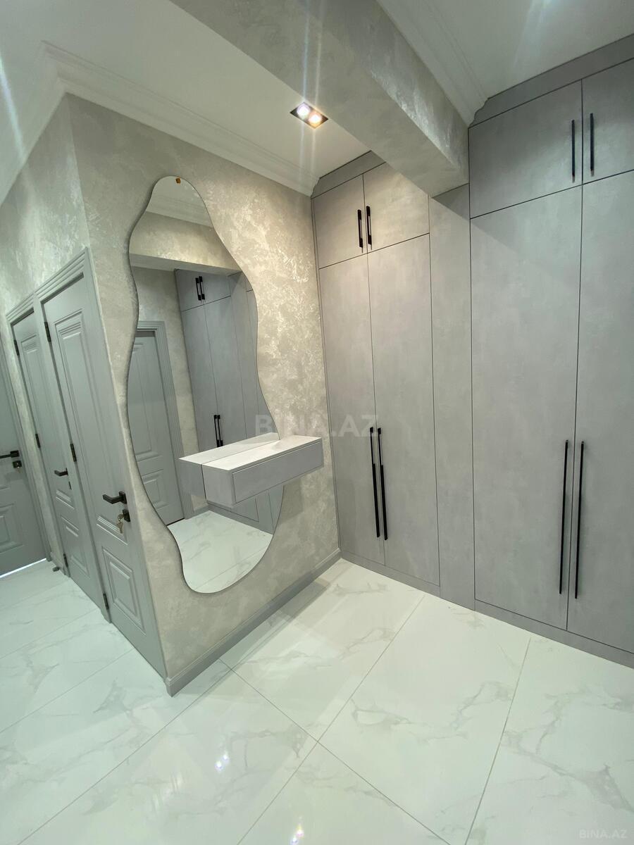 2 otaqlı Köhnə tikili, Bakıxanov q., Bakı