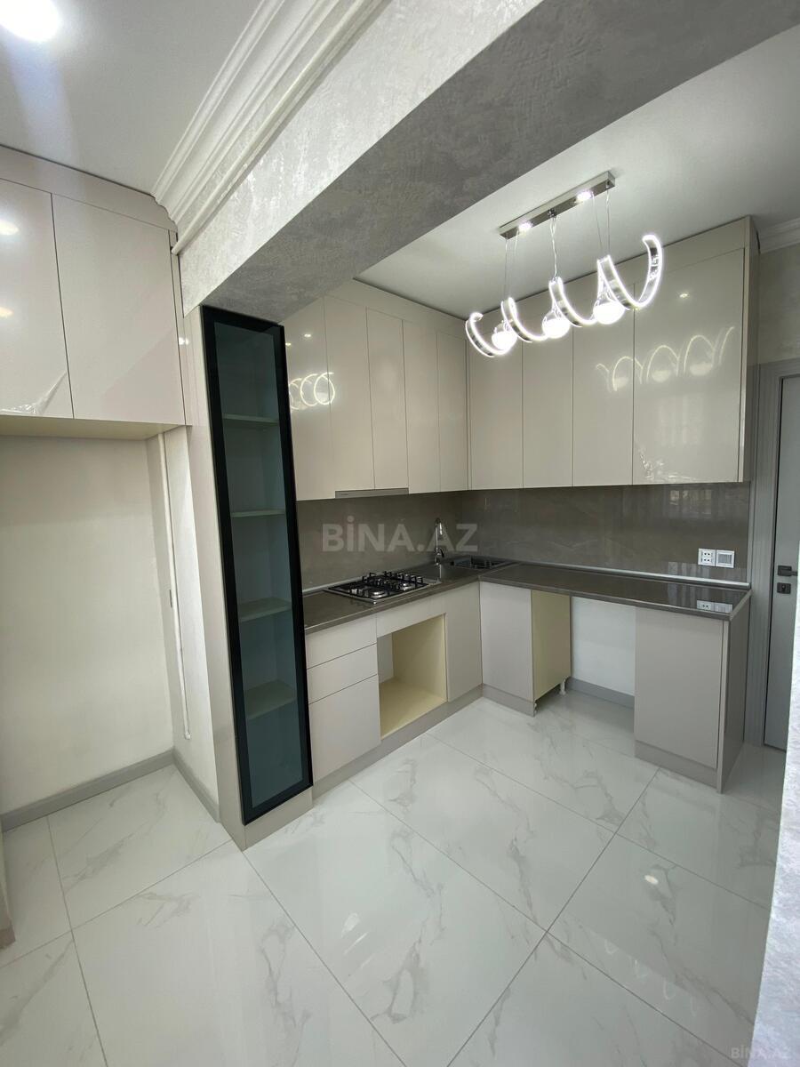 2 otaqlı Köhnə tikili, Bakıxanov q., Bakı