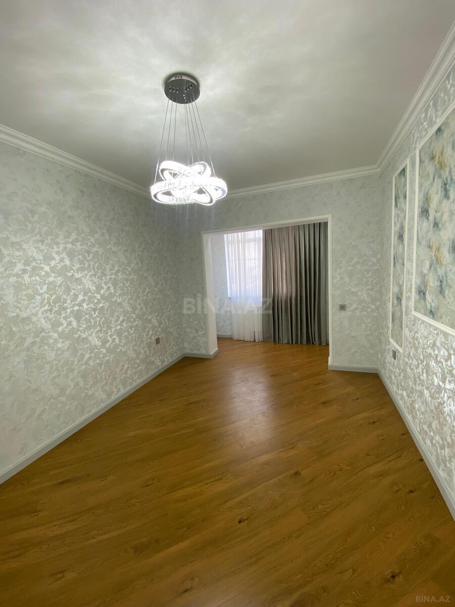 2 otaqlı Köhnə tikili, Bakıxanov q., Bakı