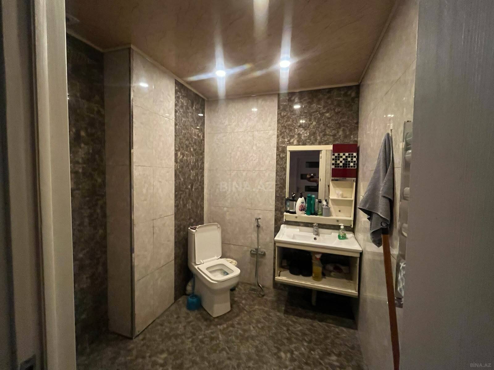3 otaqlı Yeni tikili, Xırdalan