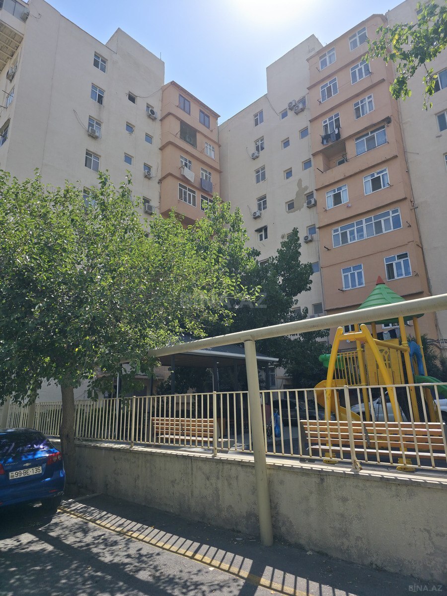 3 otaqlı Köhnə tikili, Bakıxanov q., Bakı