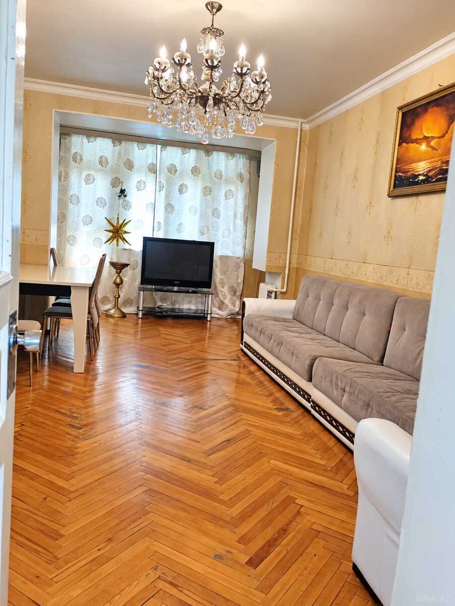 3 otaqlı Köhnə tikili, Gənclik m., Bakı