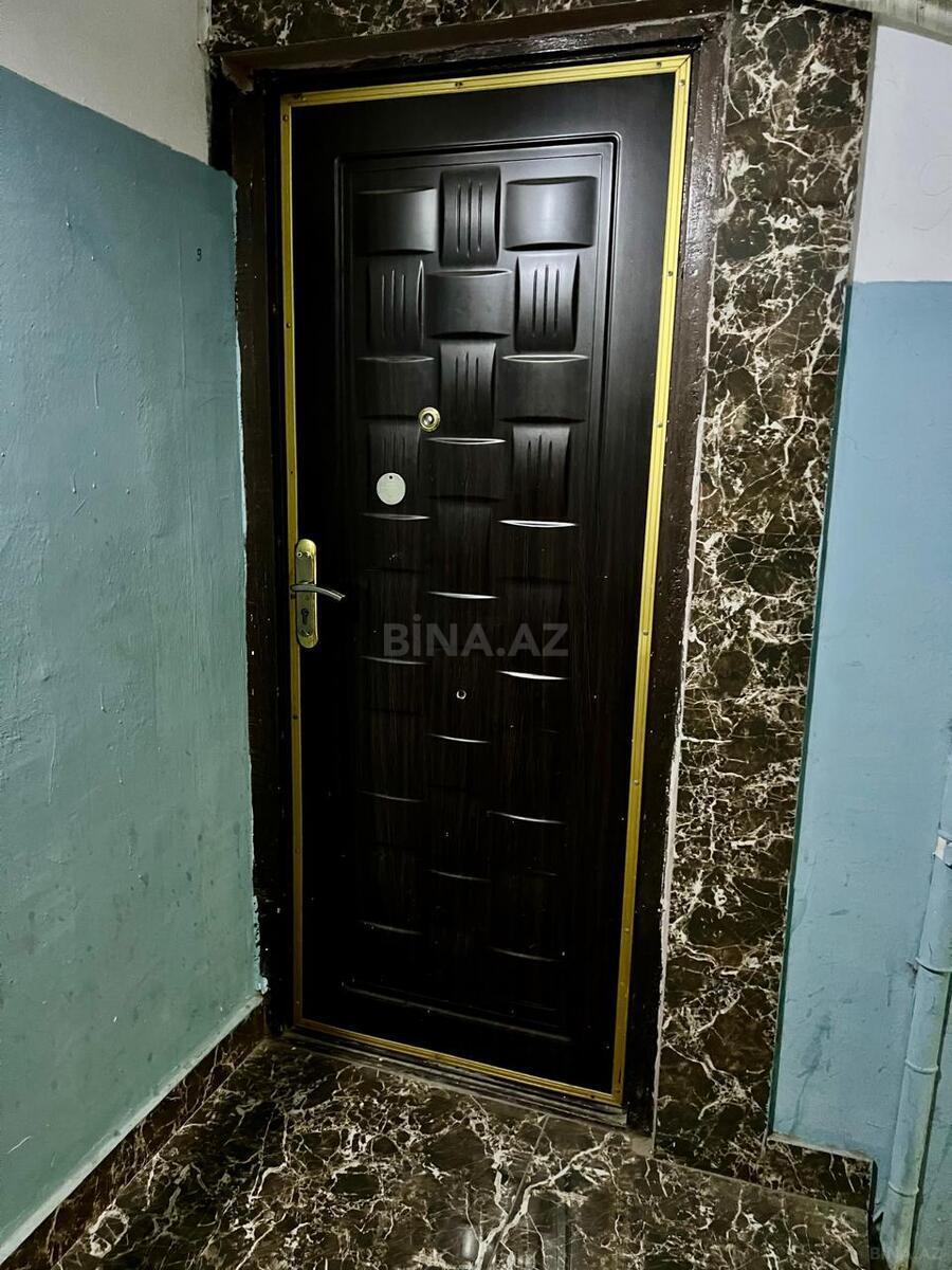 3 otaqlı Köhnə tikili, Bakıxanov q., Bakı