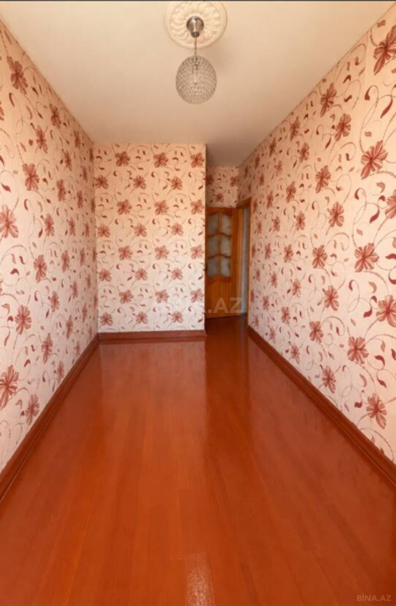 2 otaqlı Köhnə tikili, Memar Əcəmi m., Bakı