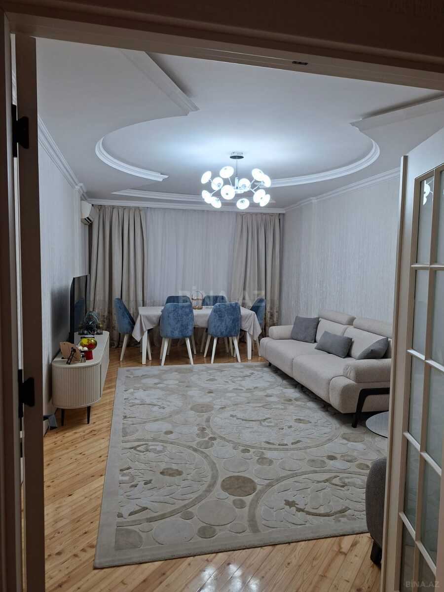 3 otaqlı Yeni tikili, İnşaatçılar m., Bakı