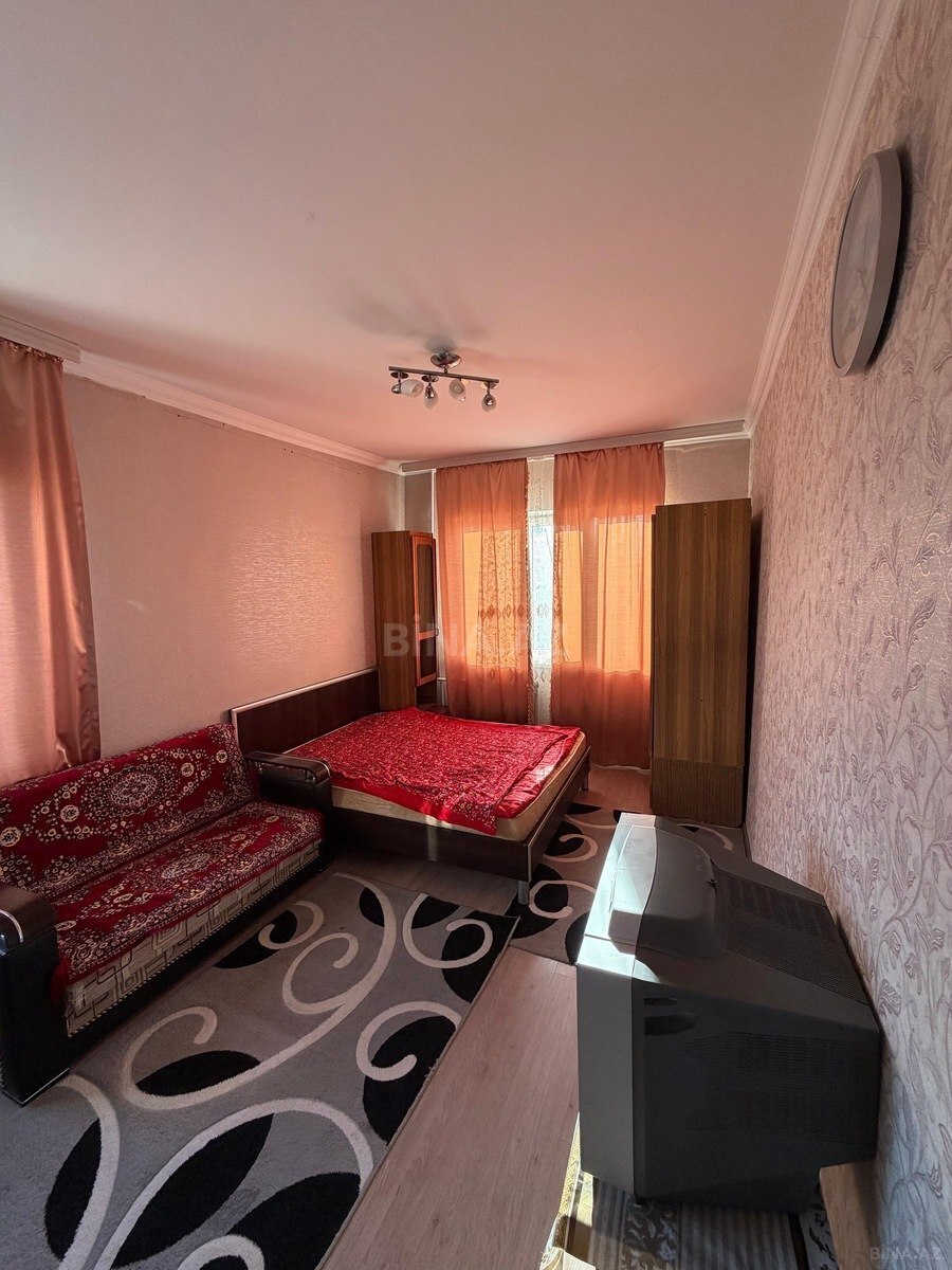 1 otaqlı Köhnə tikili, Həzi Aslanov m., Bakı