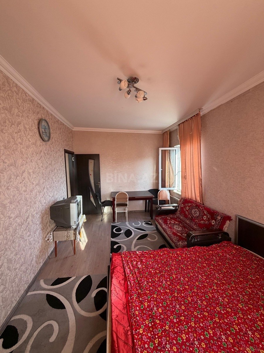 1 otaqlı Köhnə tikili, Həzi Aslanov m., Bakı
