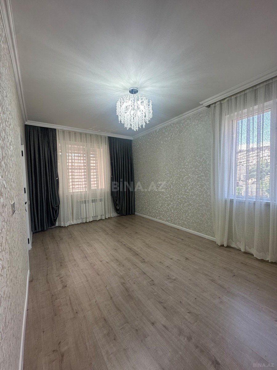 2 otaqlı Köhnə tikili, Memar Əcəmi m., Bakı