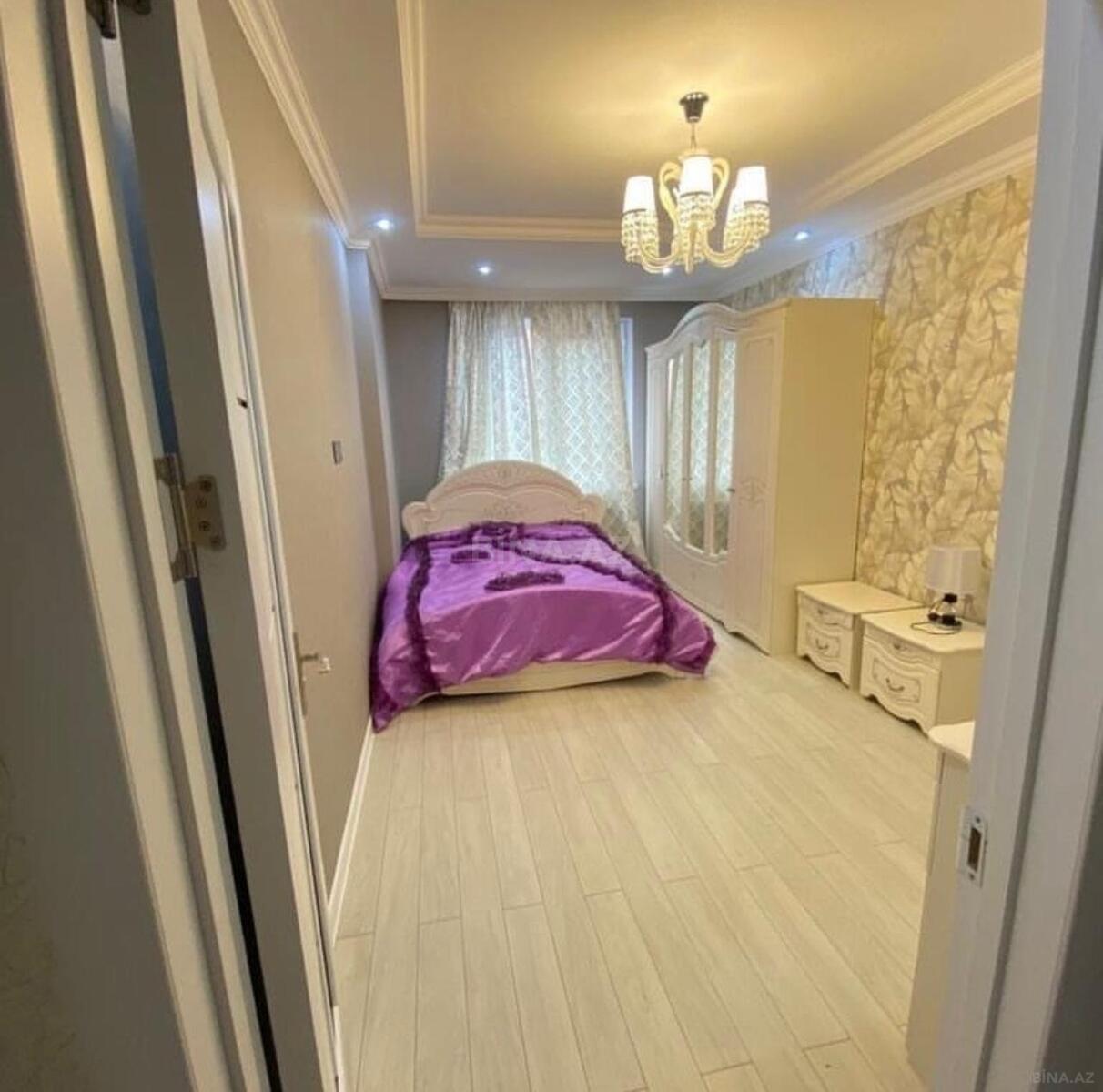 2 otaqlı Köhnə tikili, Memar Əcəmi m., Bakı