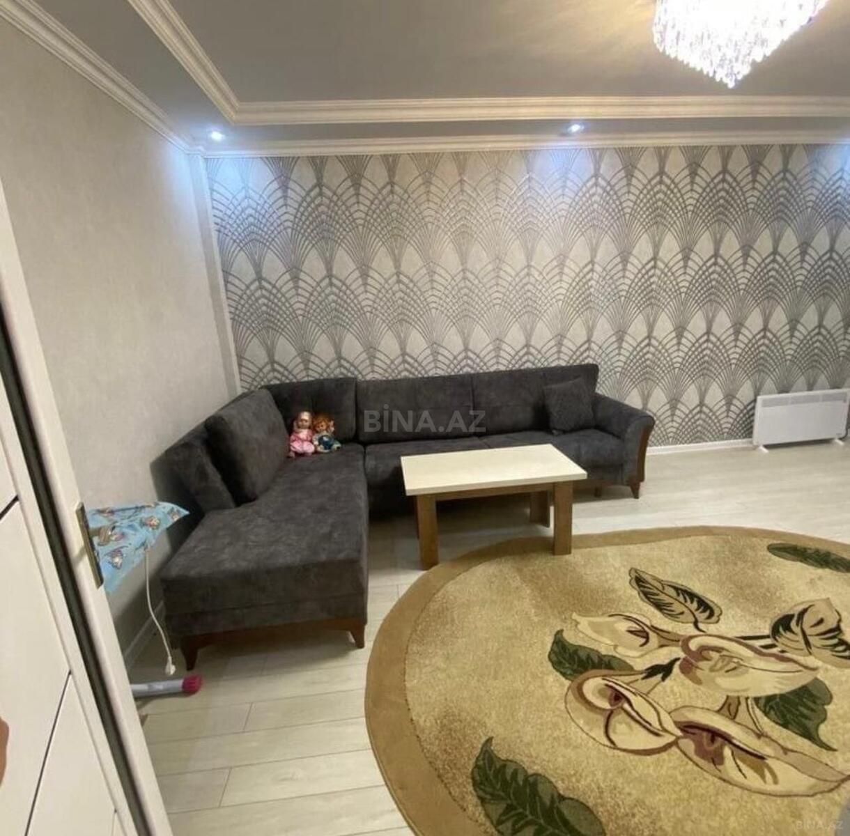 2 otaqlı Köhnə tikili, Memar Əcəmi m., Bakı