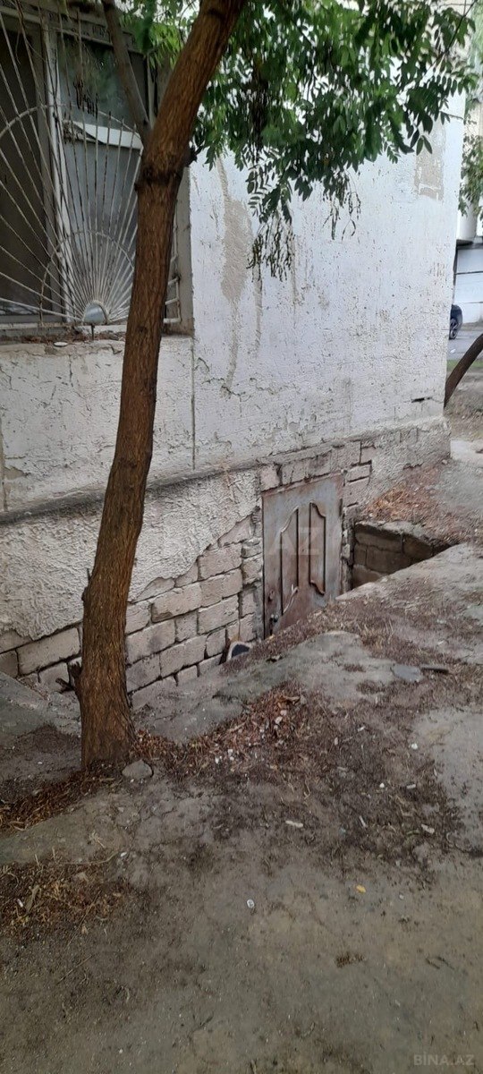 2 otaqlı Köhnə tikili, Neftçilər m., Bakı