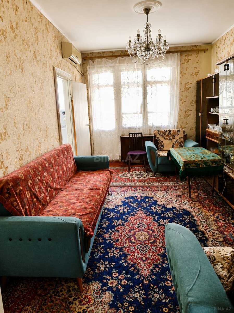 2 otaqlı Köhnə tikili, Memar Əcəmi m., Bakı