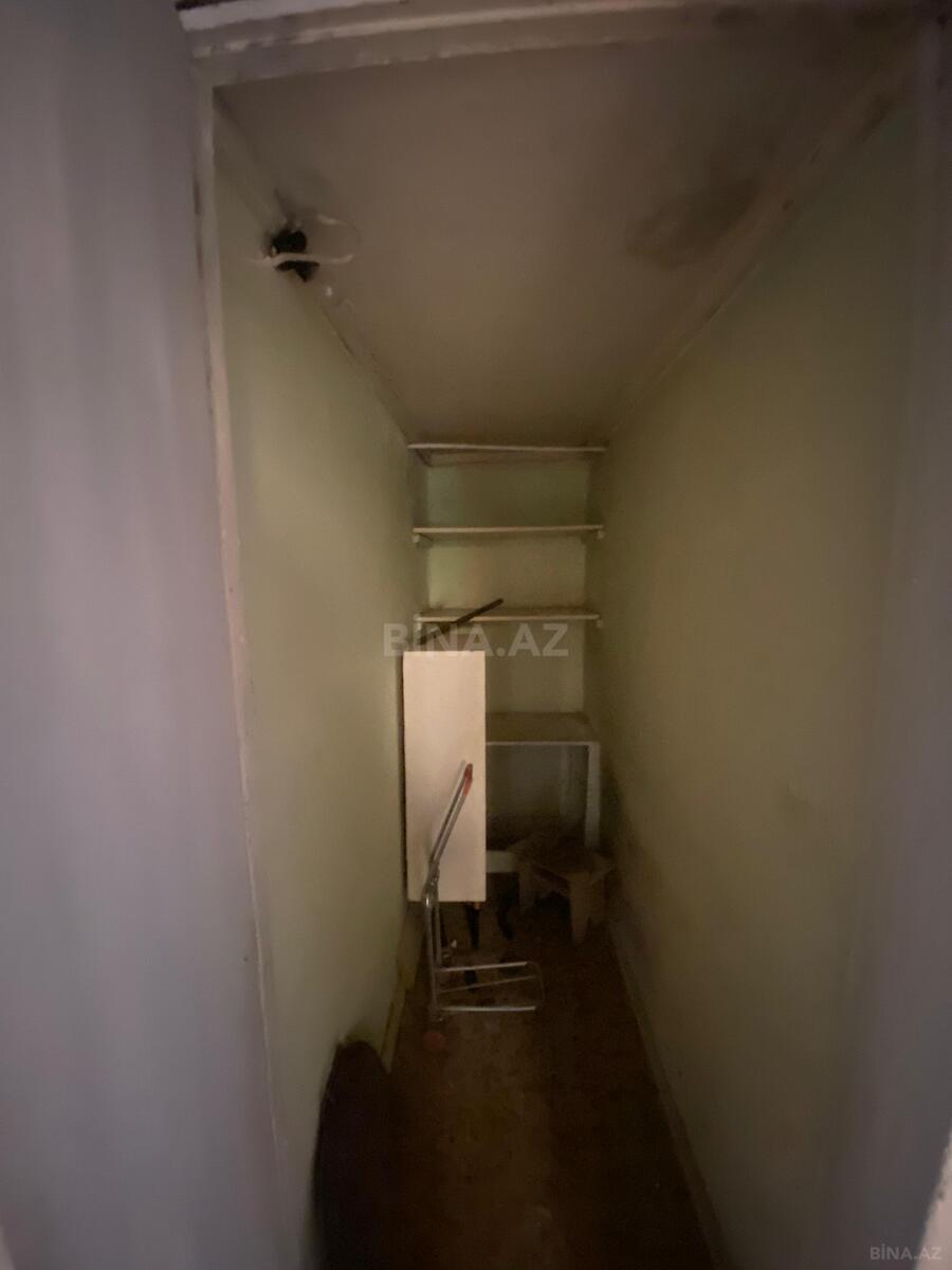 4 otaqlı Köhnə tikili, Qaraçuxur q., Bakı