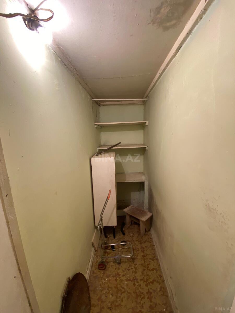 4 otaqlı Köhnə tikili, Qaraçuxur q., Bakı