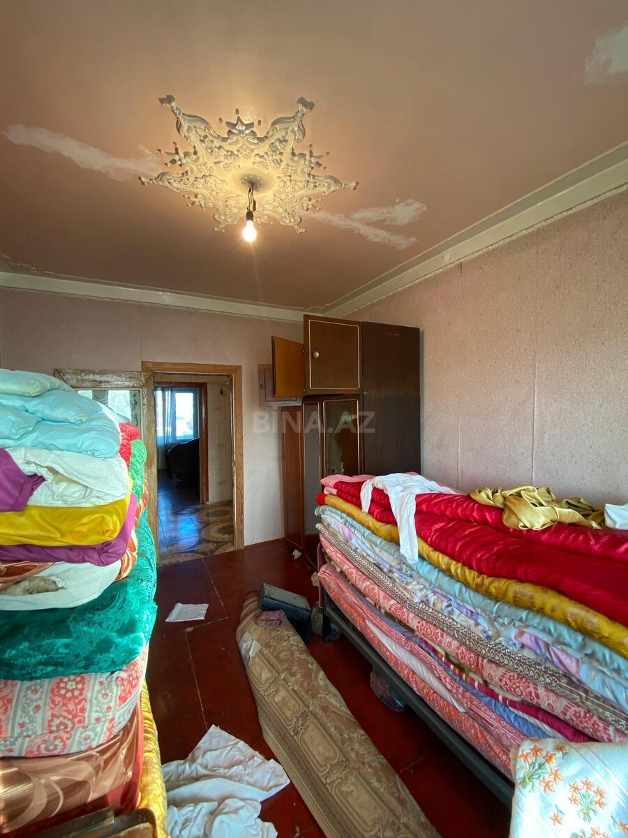 4 otaqlı Köhnə tikili, Qaraçuxur q., Bakı