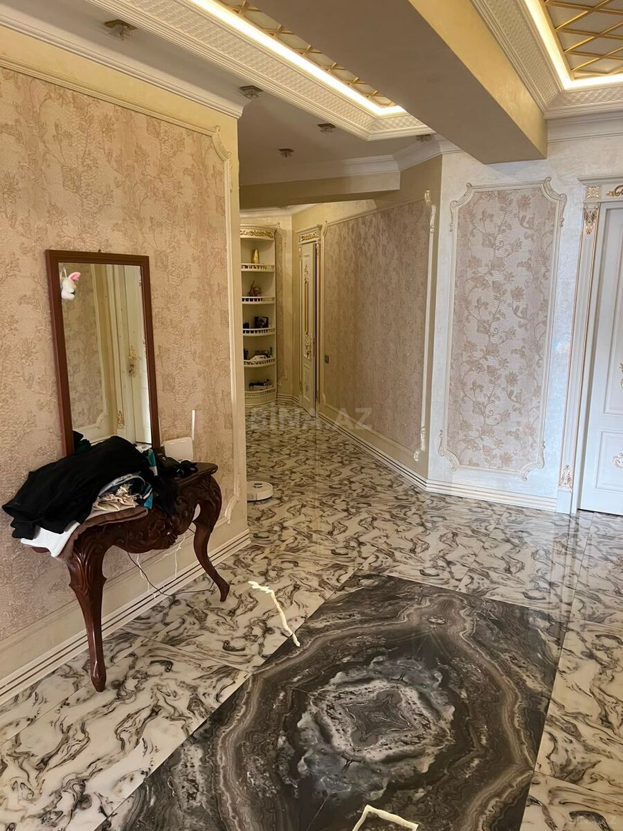 4 otaqlı Yeni tikili, Elmlər Akademiyası m., Bakı