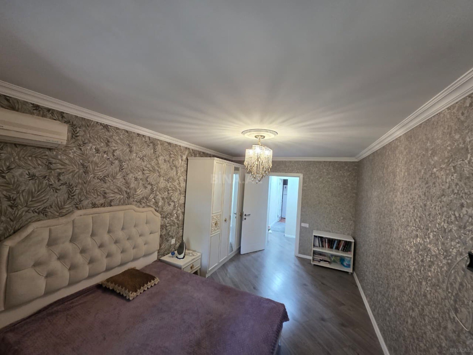 3 otaqlı Köhnə tikili, Neftçilər m., Bakı