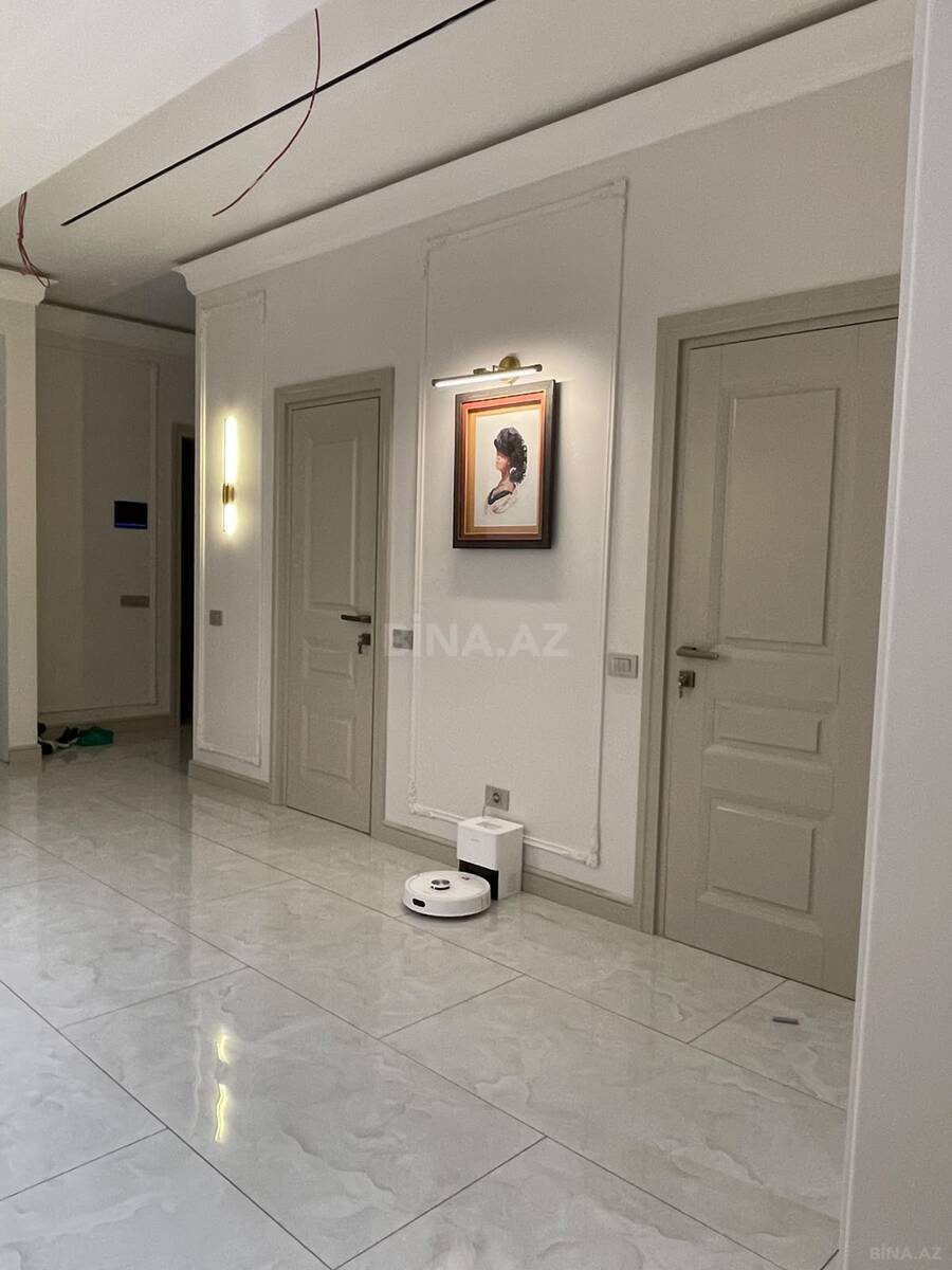 3 otaqlı Yeni tikili, Şah İsmayıl Xətai m., Bakı