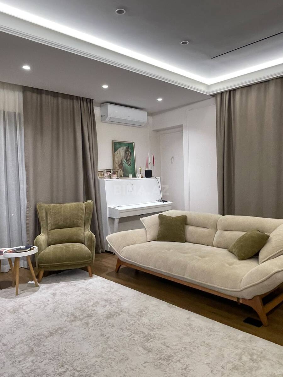 3 otaqlı Yeni tikili, Şah İsmayıl Xətai m., Bakı