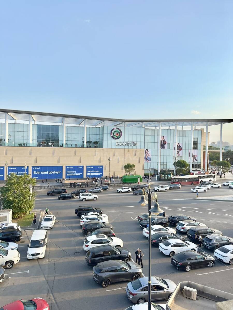 2 otaqlı Köhnə tikili, Gənclik m., Bakı