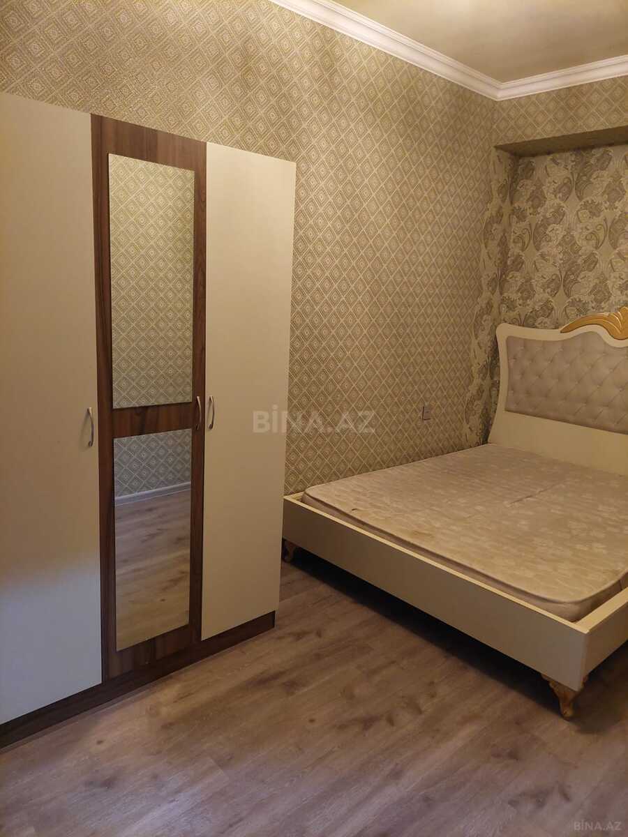 3 otaqlı Yeni tikili, Xırdalan