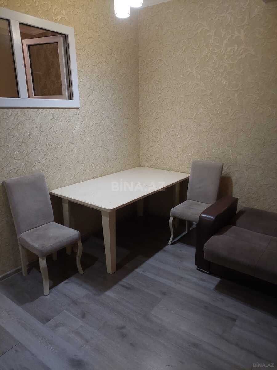 3 otaqlı Yeni tikili, Xırdalan