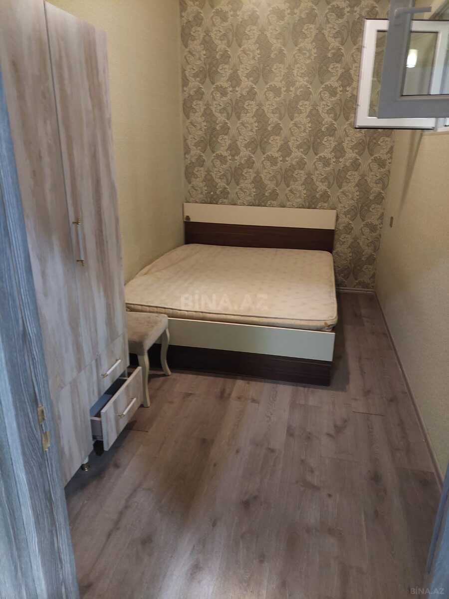 3 otaqlı Yeni tikili, Xırdalan