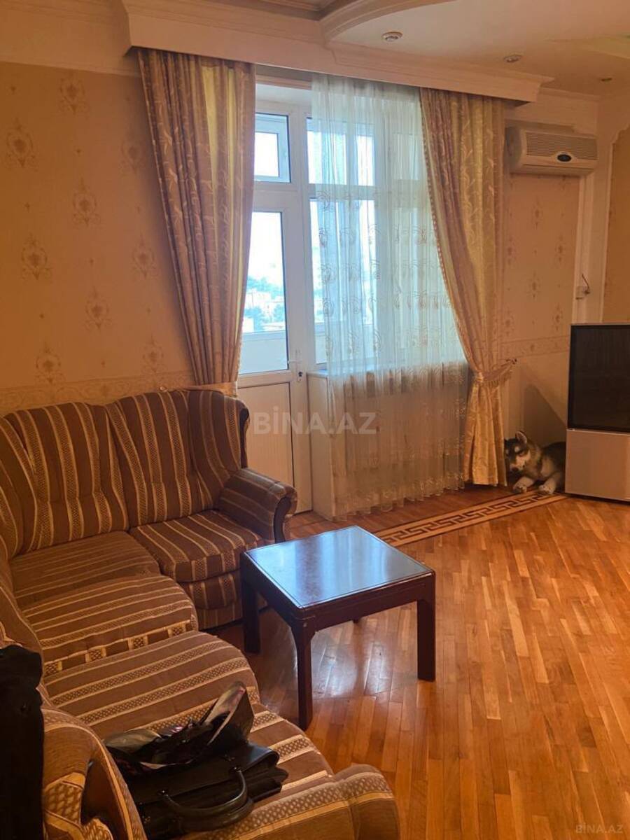 3 otaqlı Yeni tikili, Memar Əcəmi m., Bakı